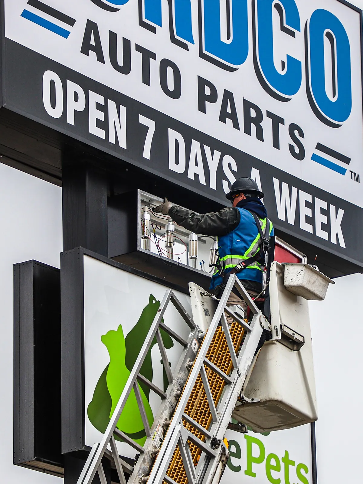 Commercial Sign and Lighting Services